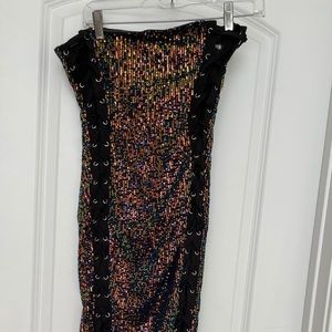 Maxi length sequin dress with side details of ribbon long length I’m 5’1